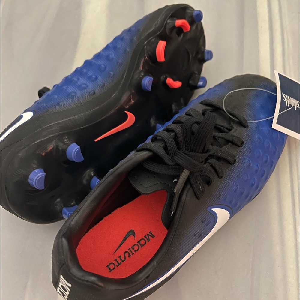 New Nike Magista Kids Size 1Y